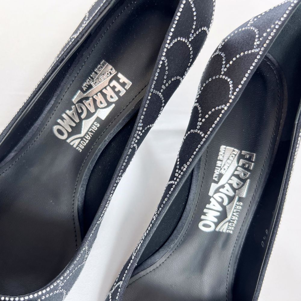Salvatore Ferragamo パンプス フェラガモ パンプス ブラック レディース Salvatore Ferragamo