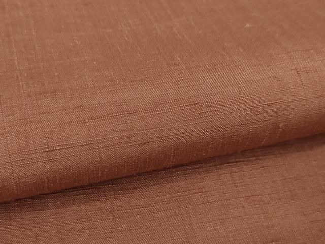 平和屋本店□極上 草木染結城玉紬 色無地 濃退紅色 やまと誂製 証紙