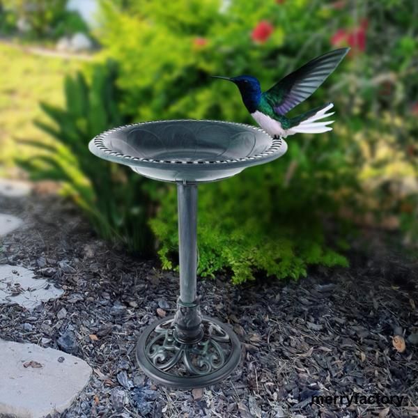 屋外ガーデンバードバスの装飾、素朴な花のデザイン