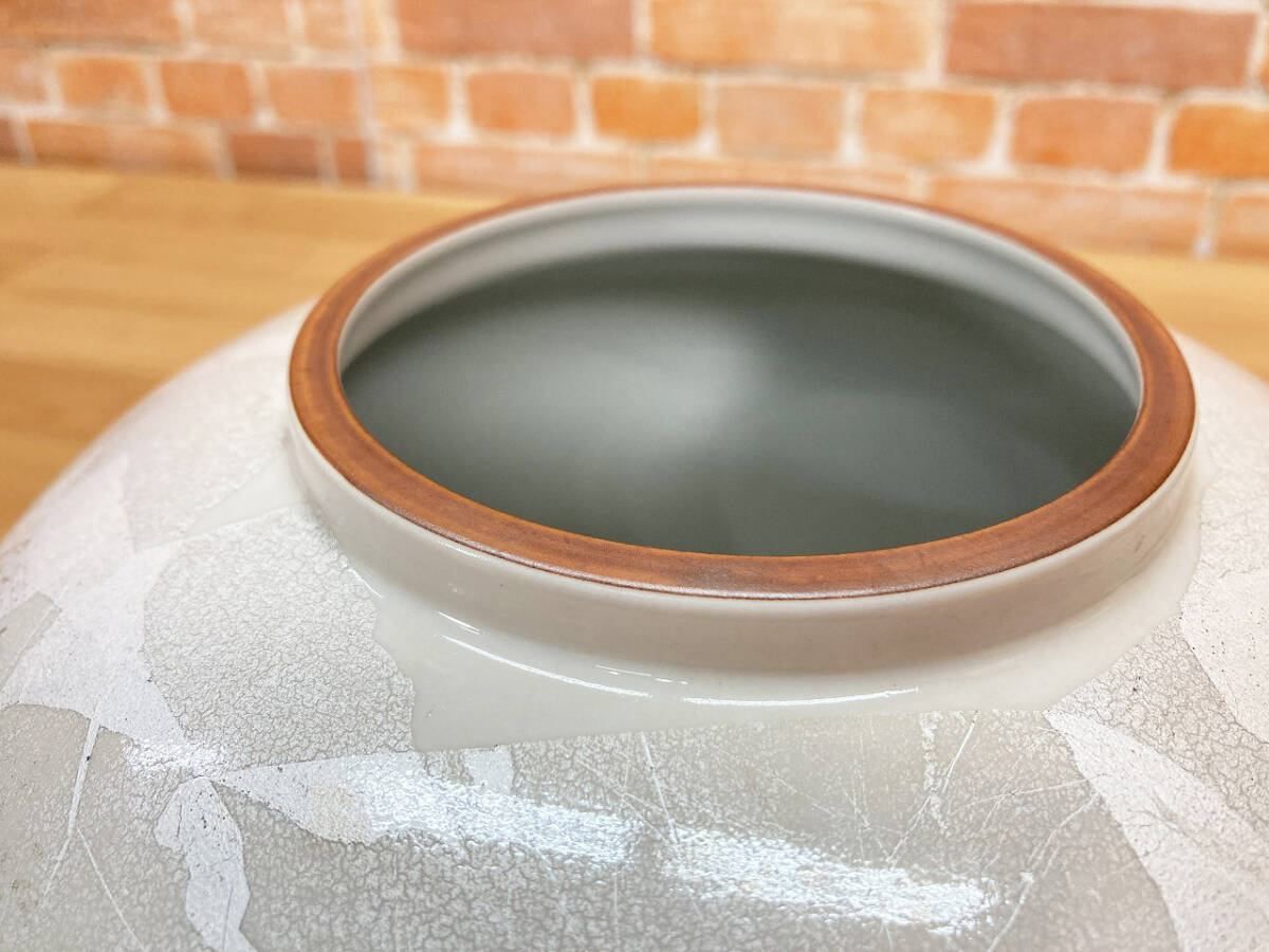 中古品】 九谷焼 「銀彩花」 九谷正峰 8号花瓶 九谷博峰窯 壷 壺