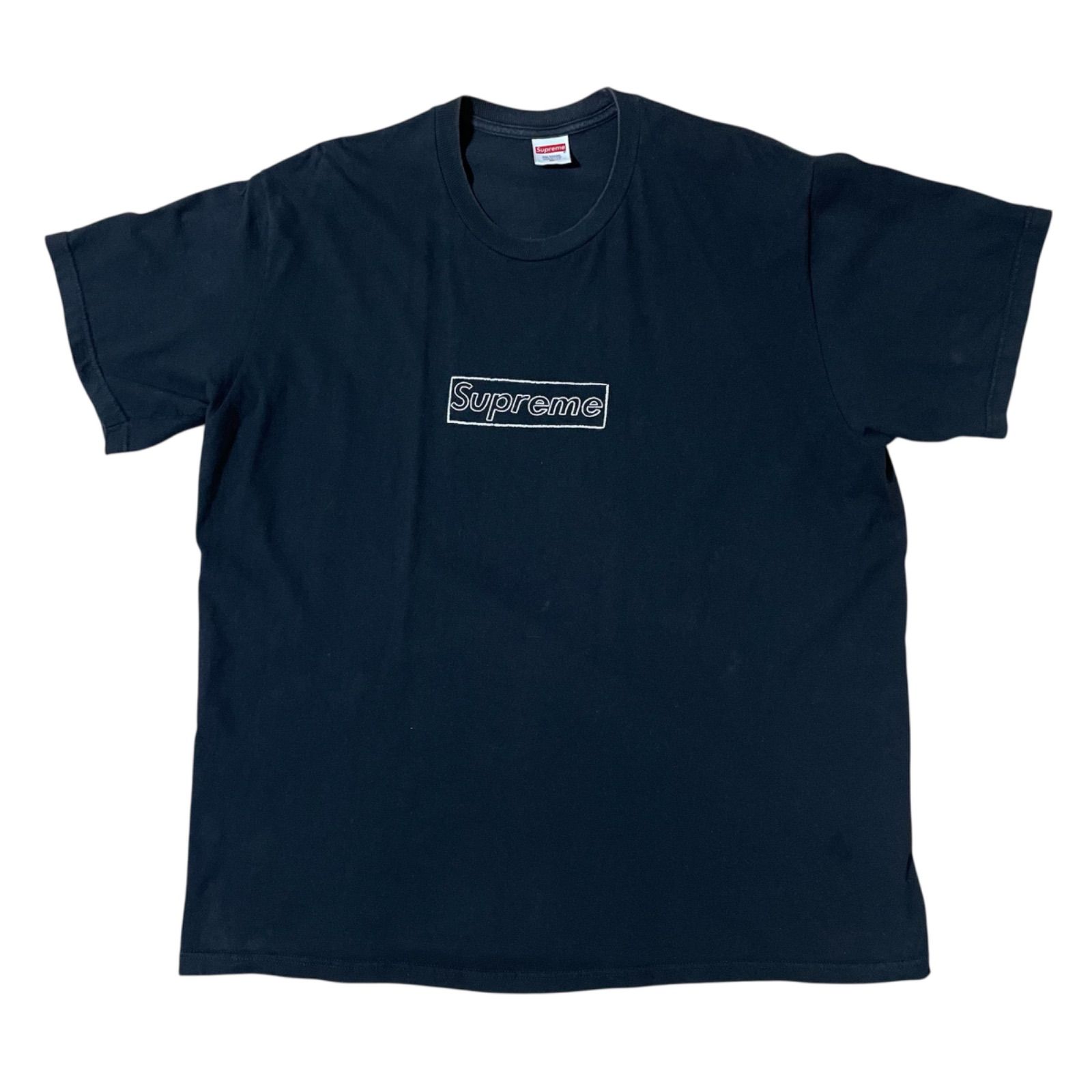 Supreme 21ss KAWS Chalk Logo Tee - メルカリ