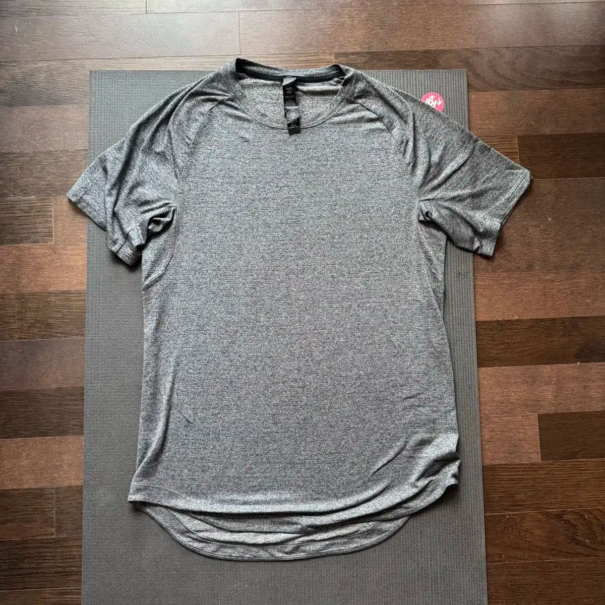 lululemon ルルレモン ドライセンス ショート スリーブ Tシャツ m サイズ 販売