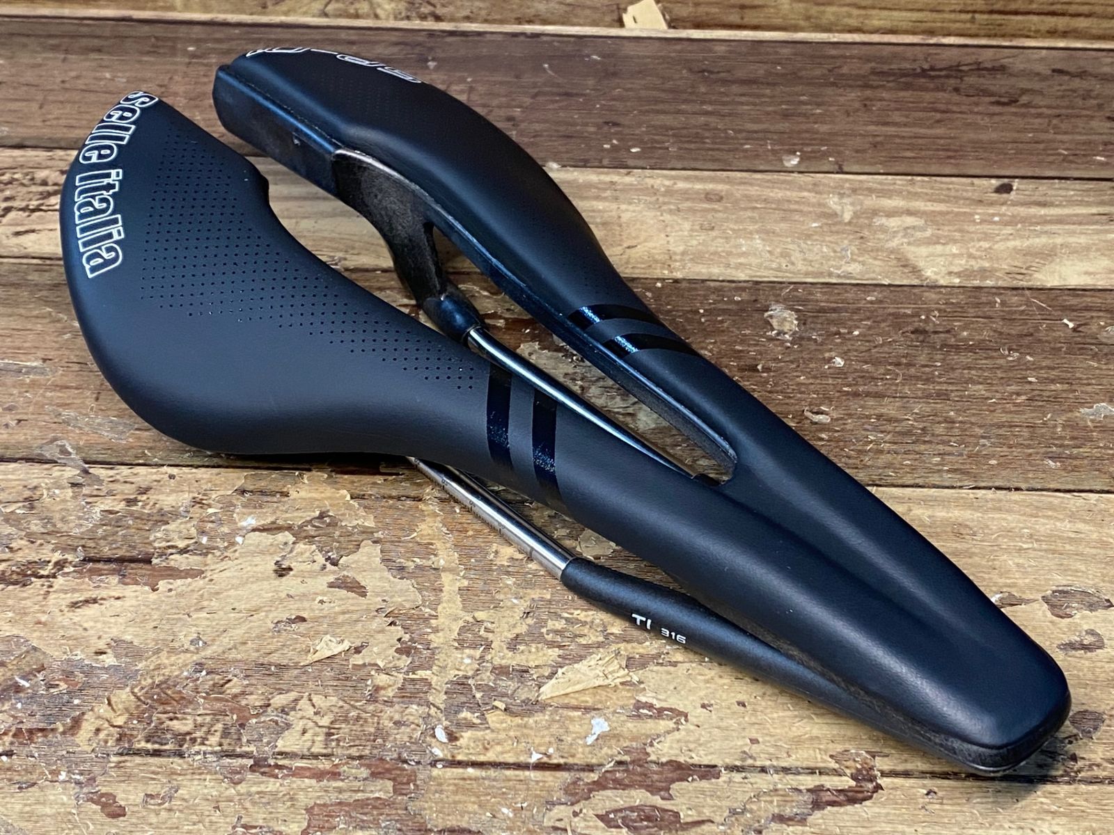 IA202 セライタリア SELLE ITALIA SP-01 サドル Ti316 レール