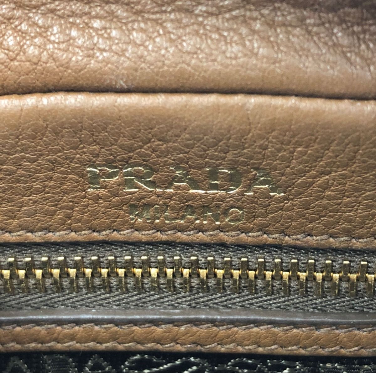 〇〇PRADA プラダ 斜め掛けショルダーバッグ 1BH093 ブラウン - バッグ