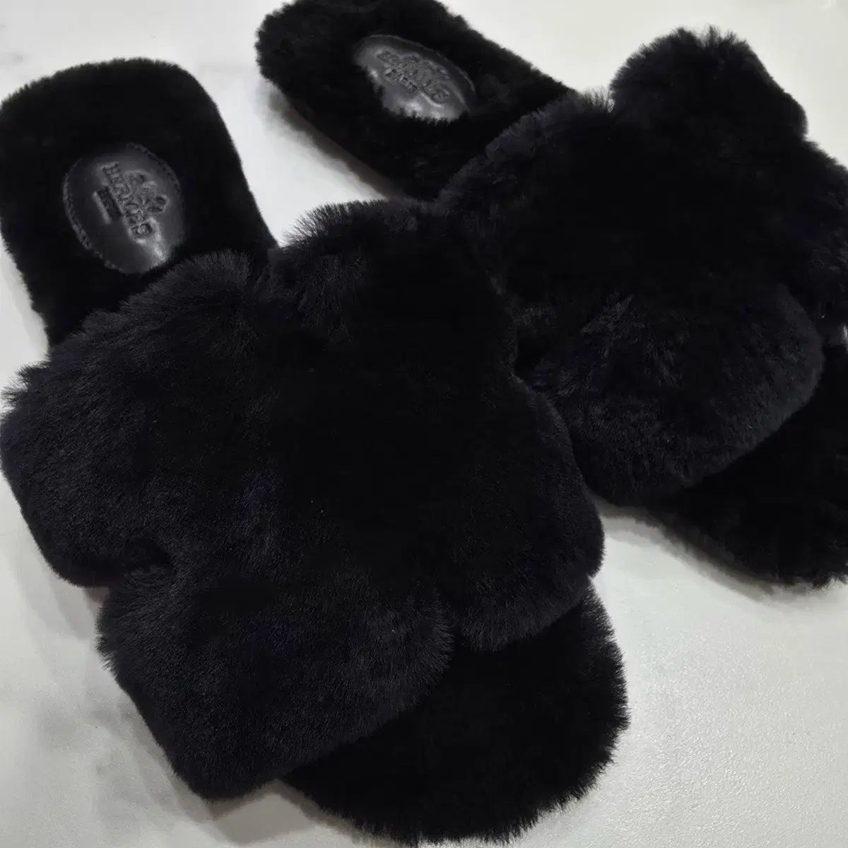 当日配送 シアリング オラン ファー スリッパ 38