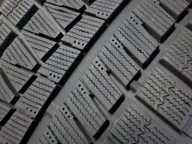 50R17●4本