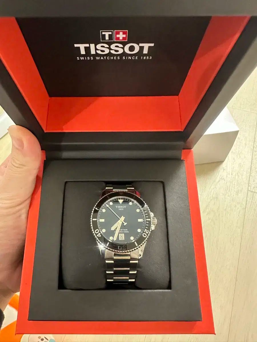 TISSOT ティソ シースター 1000 40mm クォーツ