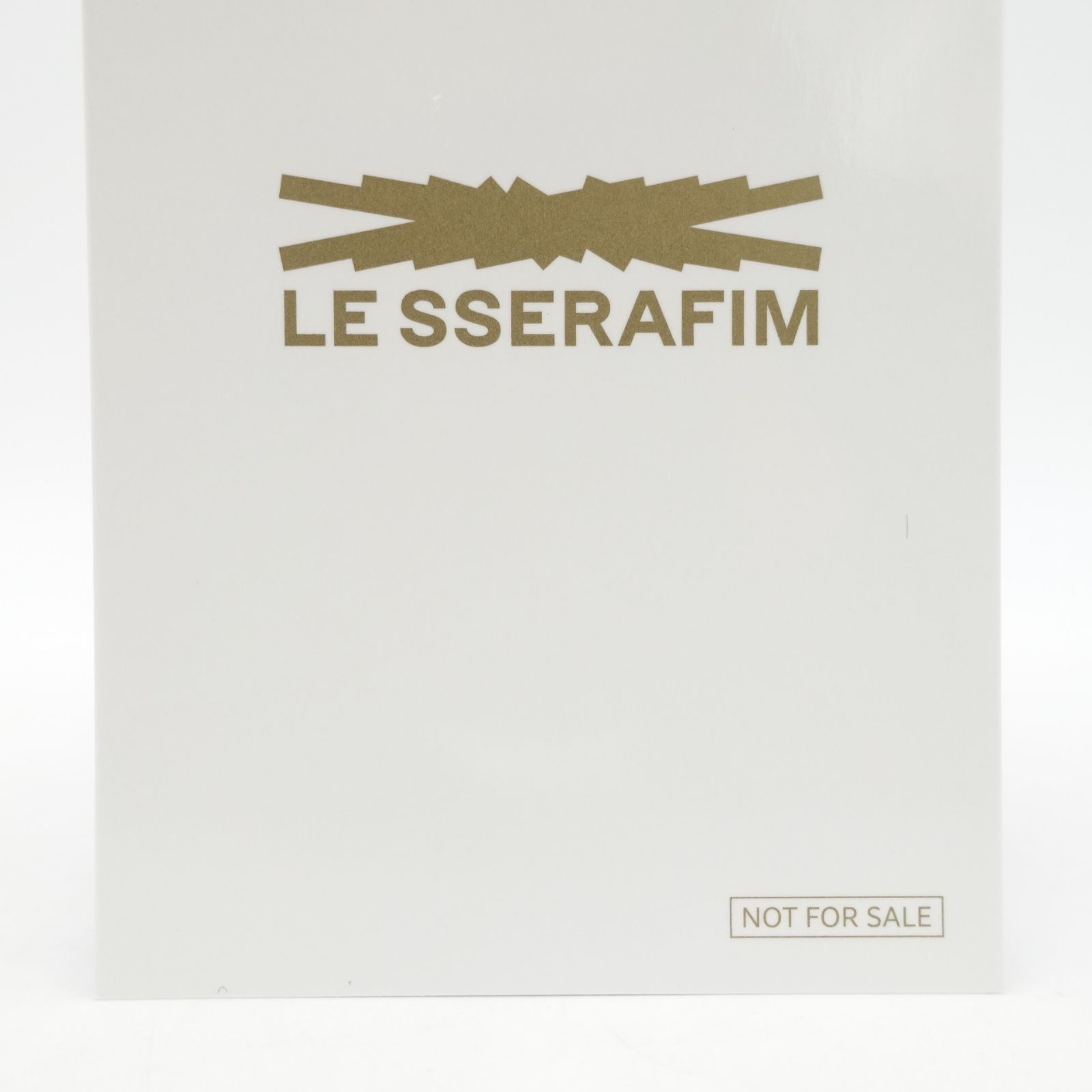 LE SSERAFIM カズハ antifragile ユニバ ラキドロ トレカ フォト