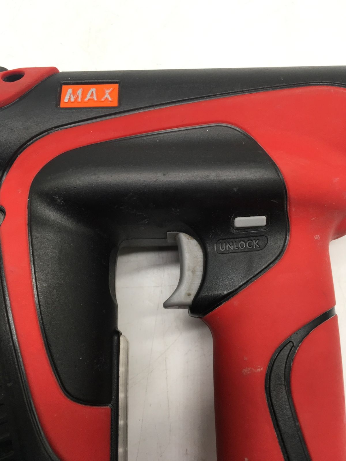 18V|14.4V充電式ピンネイラ