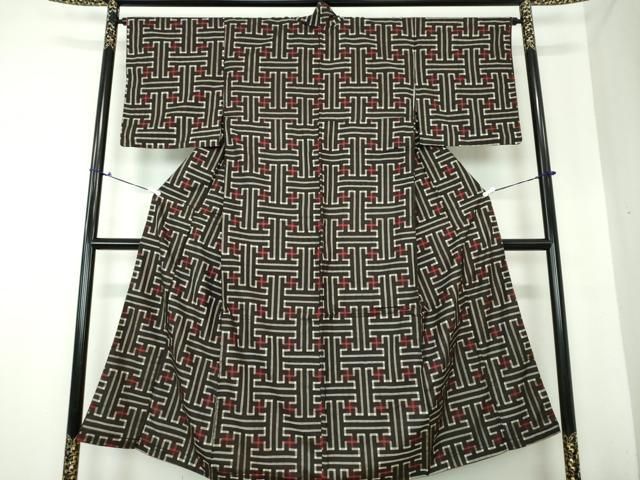 平和屋着物●本場大島紬　龍郷絣　秋名バラ　正絹　逸品　DAAS3712ps 平和屋着物○本場大島紬 龍郷絣 秋名バラ 正絹 逸品 DAAS3712ps - メルカリ