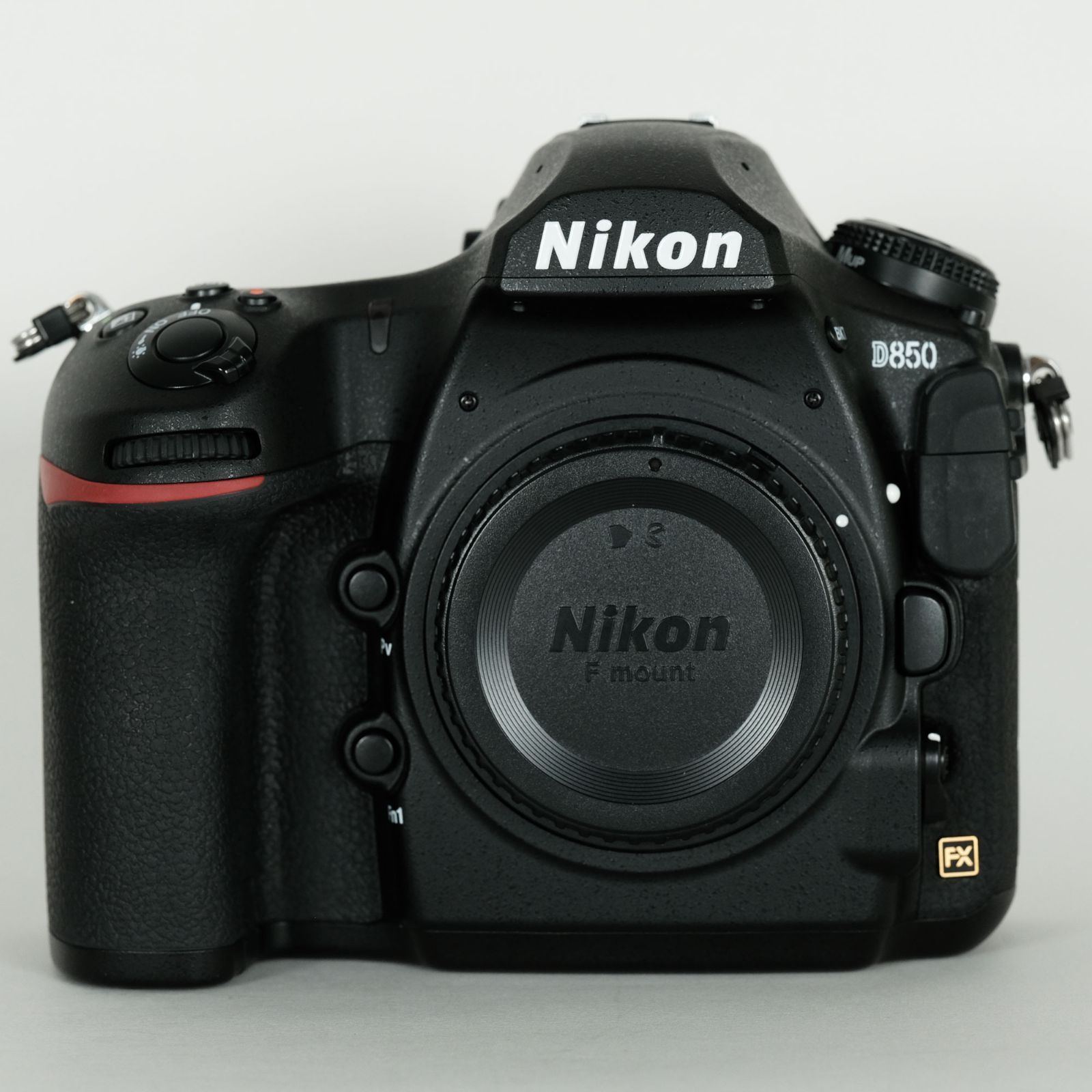 ブランドバッグ通販サイト ✨Wi-Fiカンタン接続✨Nikon D5600 ニコン✨ダブレンズ✨一眼 デジタルカメラ