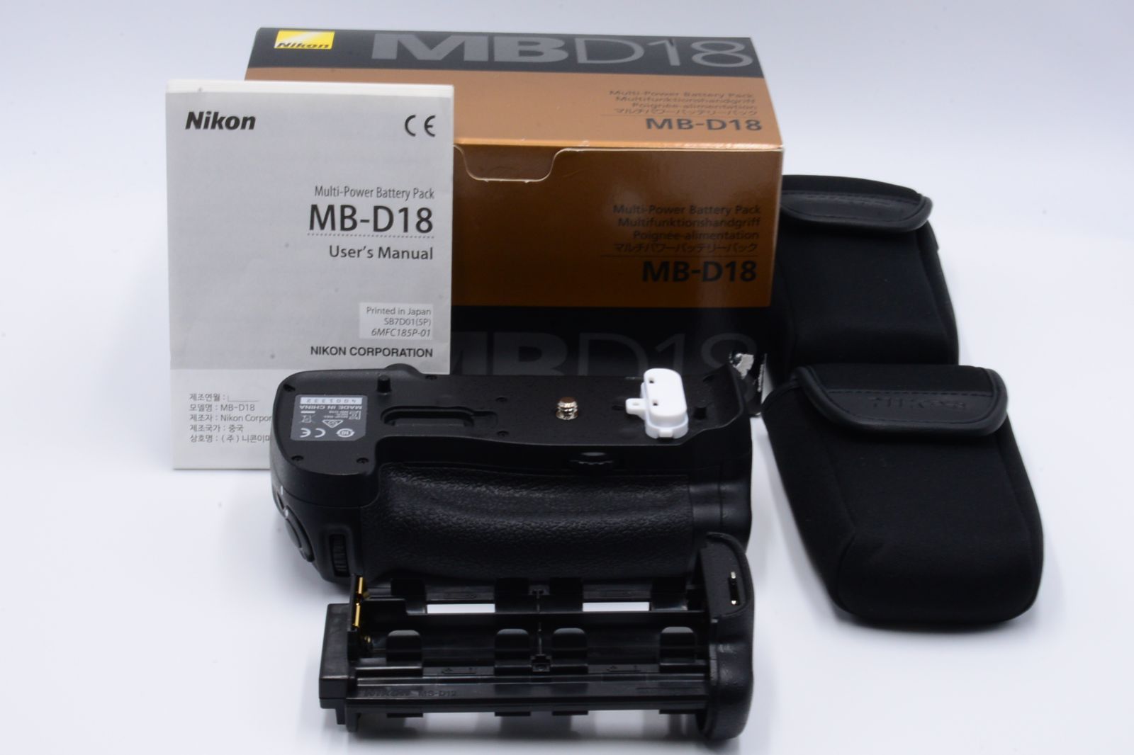 ☆美品☆ ニコン Nikon マルチパワーバッテリーパック MB-D18