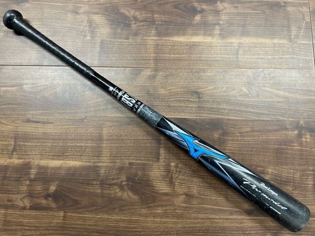 ミズノ 軟式バット イチローモデル カーボン 84cm - バット ミズノ 軟式バット イチローモデル カーボン 84cm - バット