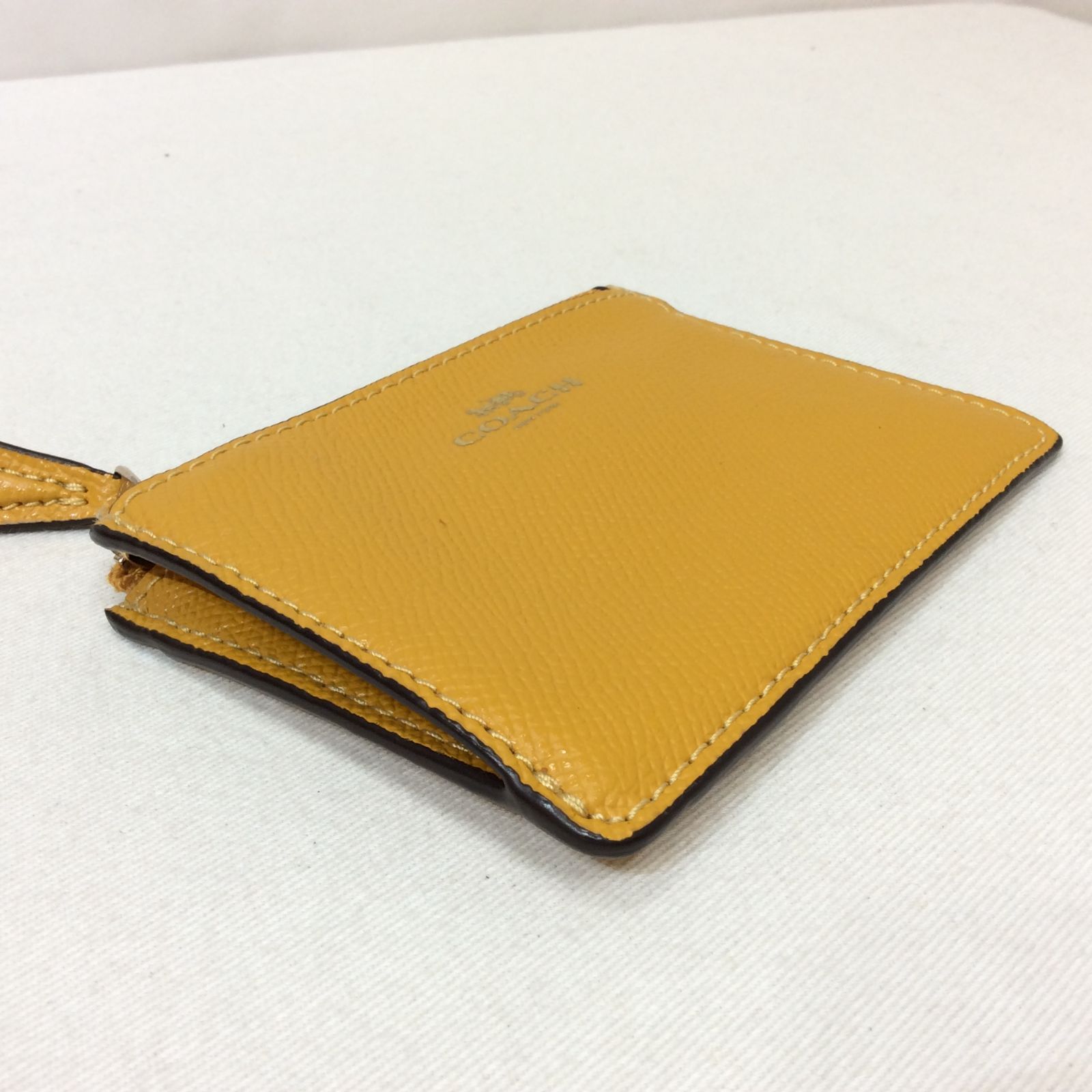 COACH コーチ レザー コイン＆パスケース イエロー - メルカリ
