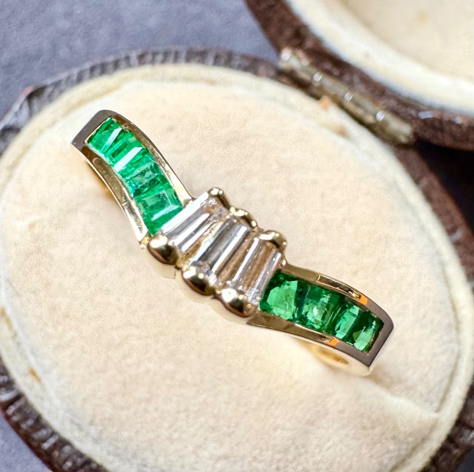 K18YG*15号*テーパーカットダイヤモンド×エメラルドリング*指輪 - メルカリ 