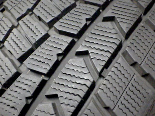 約8.5部山 ●DUNLOP