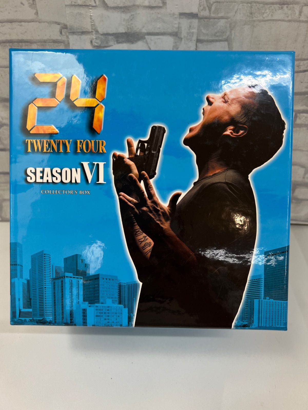24-TWENTY FOUR- シーズンⅠ～Ⅴ コレクターズ・BOX Amazon.co.jp: 24 -TWENTY FOUR- DVDコレクターズ・ボックス 1