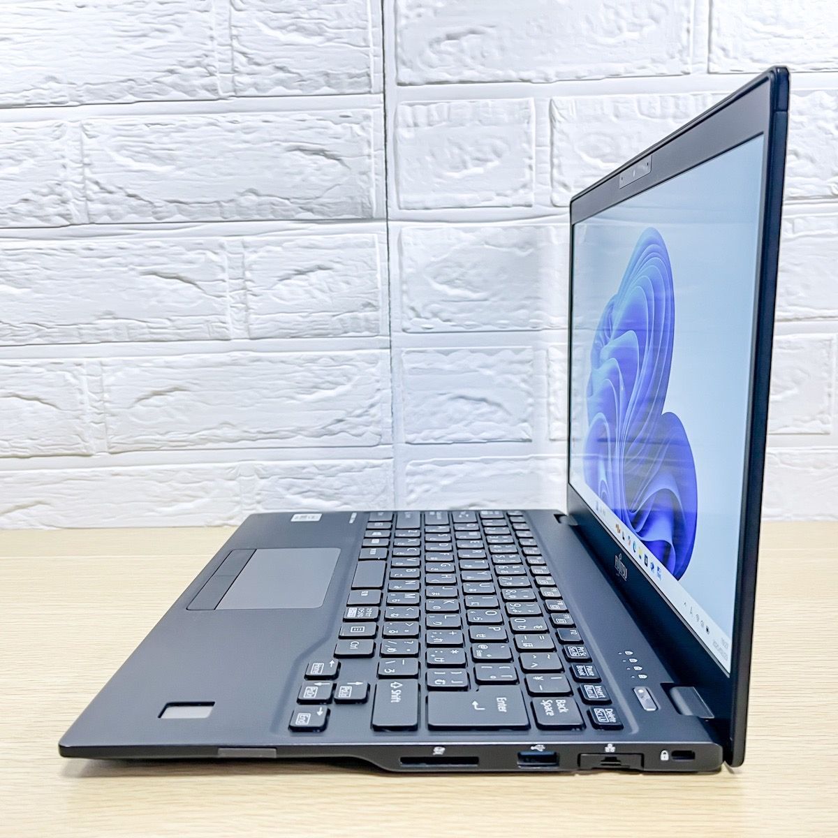 重さ約870g】富士通 Fujitsu LIFEBOOK U9310/D 2020年発売モデル