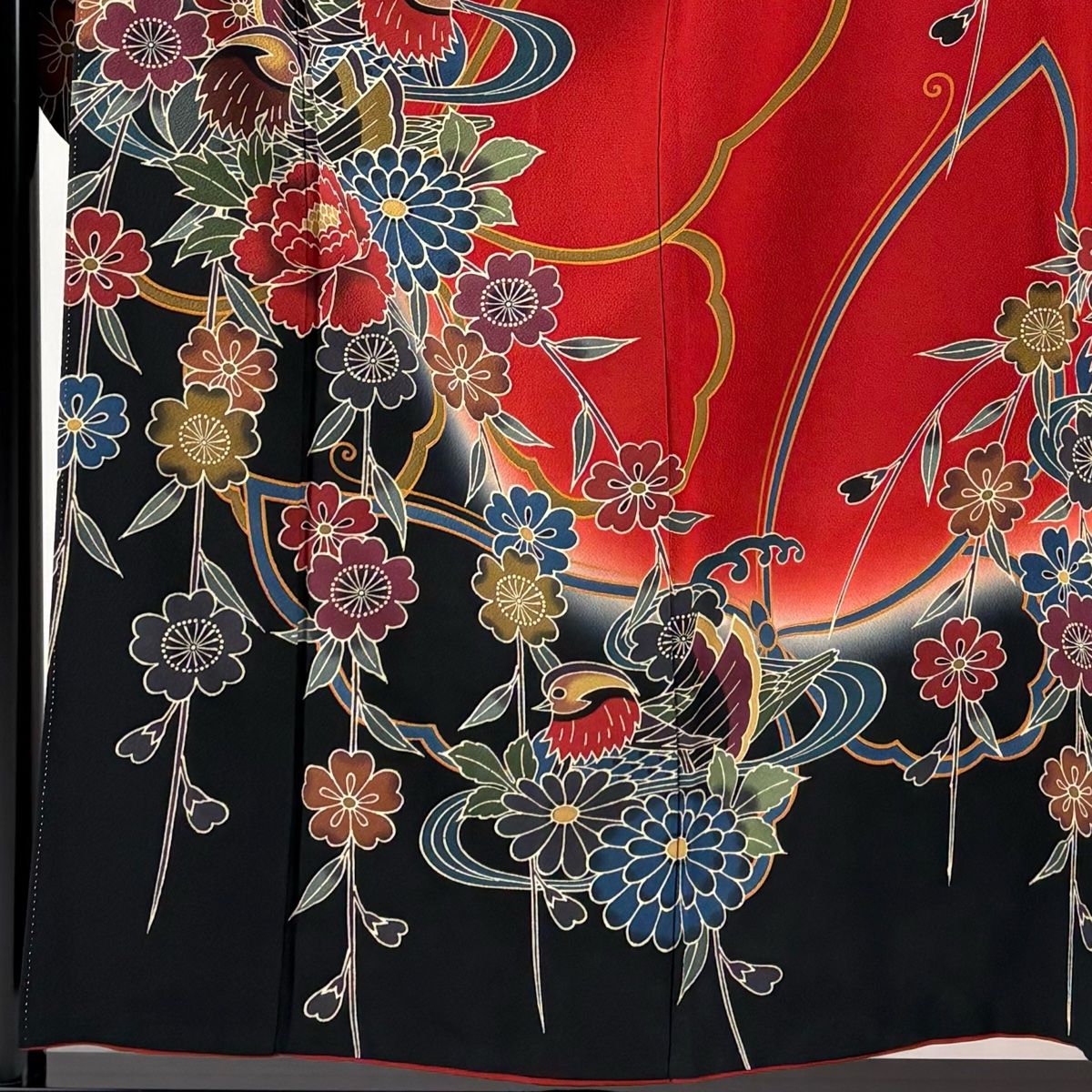 振袖 身丈156cm 裄丈64cm M 袷 鴛鴦 草花 染め分け ぼかし 赤 正絹 名品