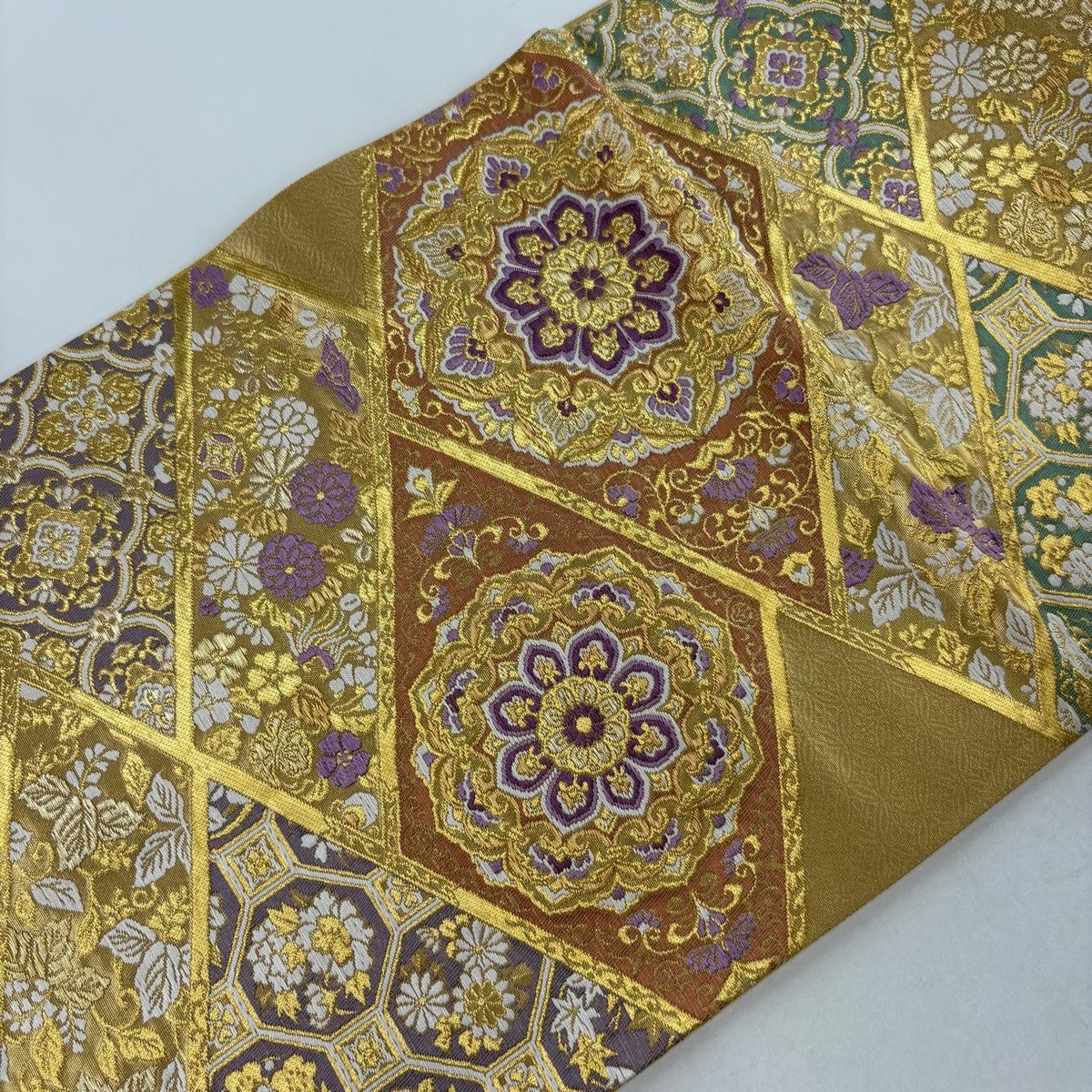 薄紫 袋帯 花柄 金糸刺繍 楽天市場】訪問着 尾我佐刺繍 手刺繍 正絹 丹後ちりめん 薄紫