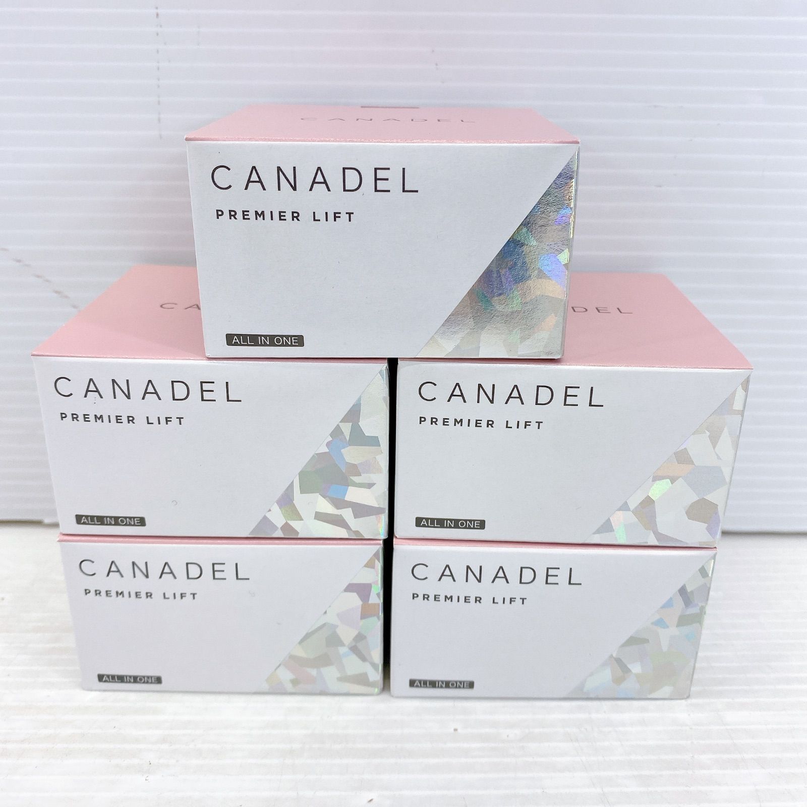 ◆ CANADEL カナデル プレミアムソフト オールインワン ハリジェルクリーム 58g ×5本 ◆
