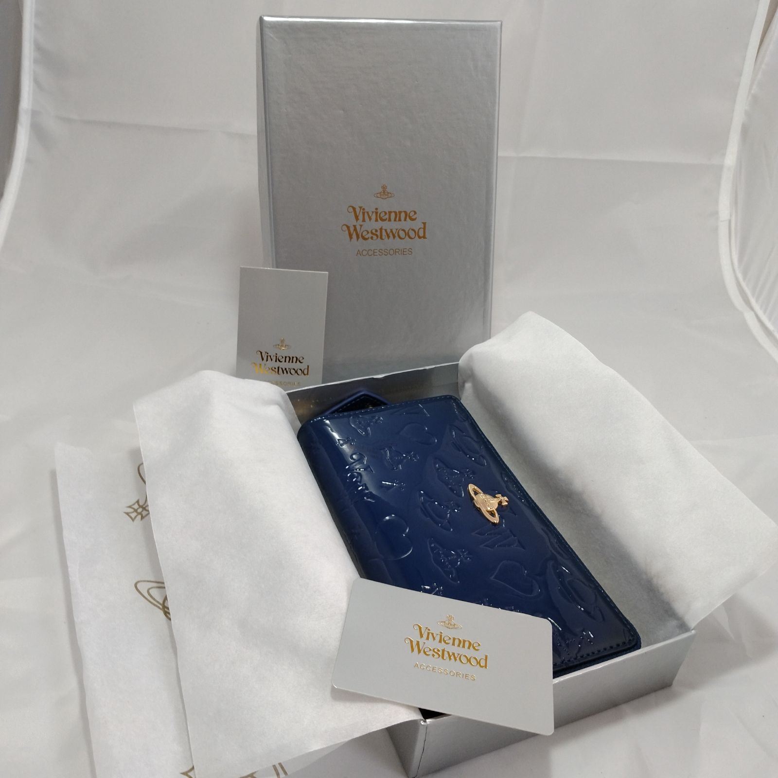 【新品未使用】Vivienne Westwood 長財布 955VW311 新品 Vienne Westwood 長財布 イエロー 955VW311 - メルカリ