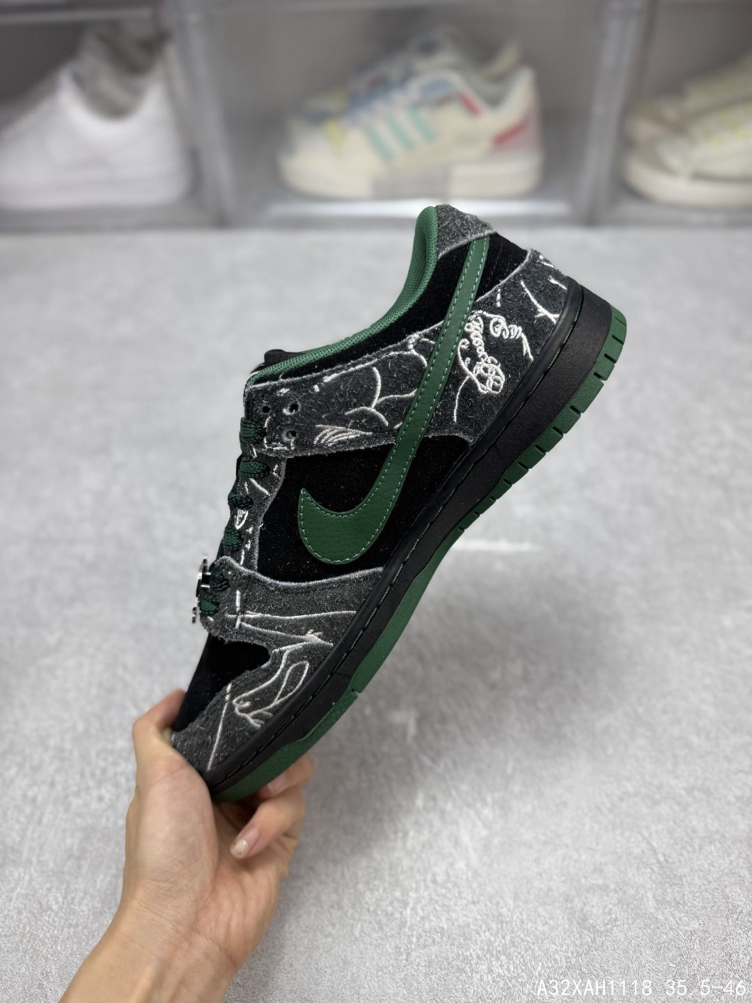 ゴージグリーンHF7743-001