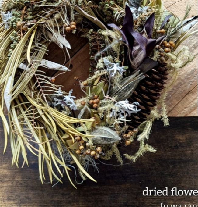 専用＊ソテツ＆ハナオクラ　ドライフラワーリース ソテツ＆ハナオクラ ドライフラワーリース - メルカリ