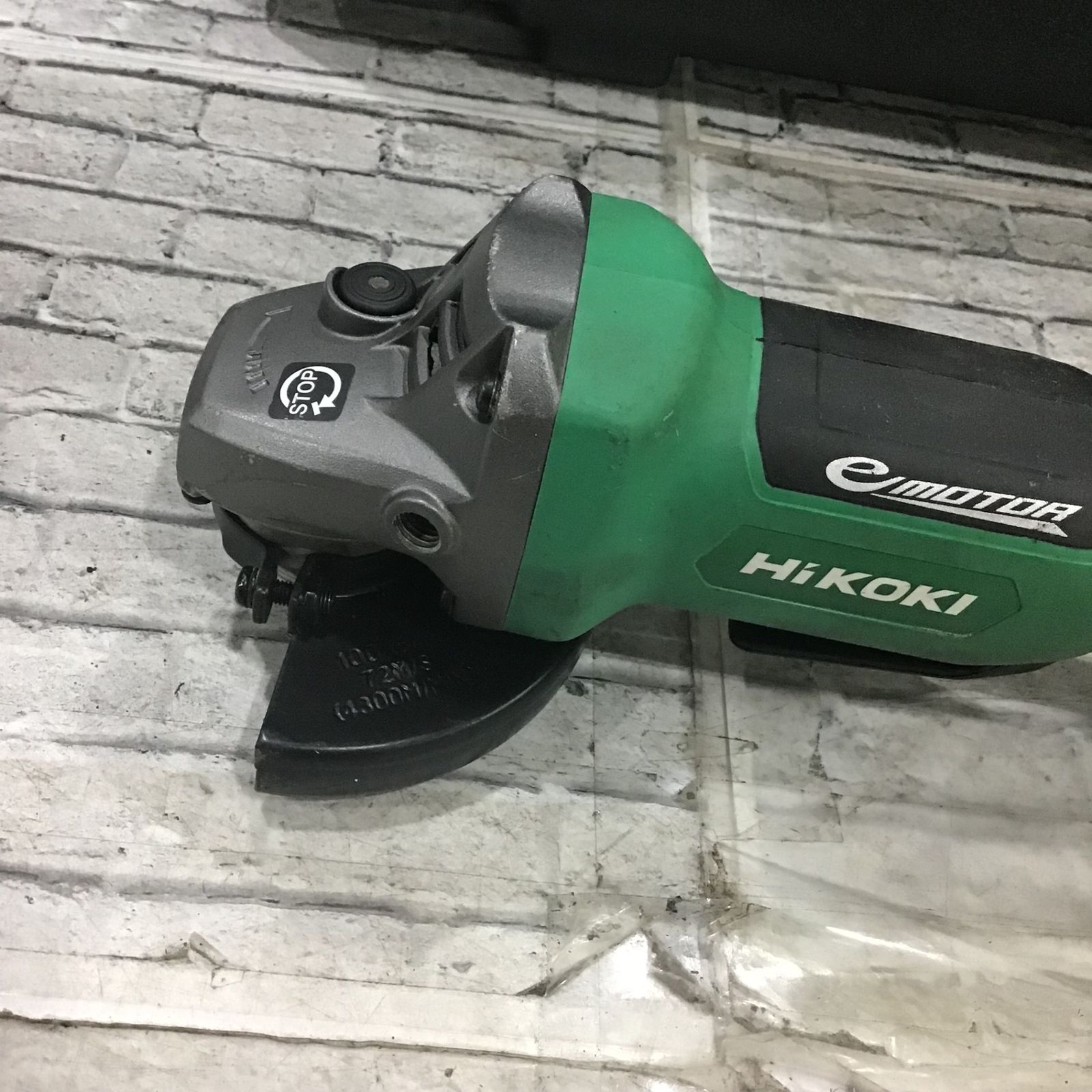 ハイコーキ(HIKOKI ※旧:日立工機) 100mmコードレスディスクグラインダ 