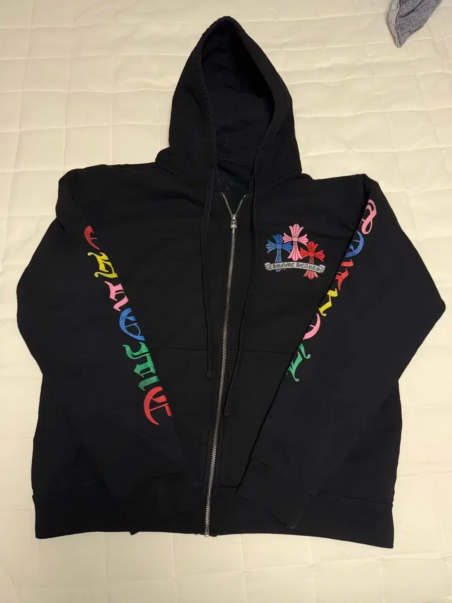 【雷市場（ポンジャン）商品韓国直送】 CHROME HAEATS(クロムハーツ) マルチカラー フード付き ジップアップパーカー 初回版