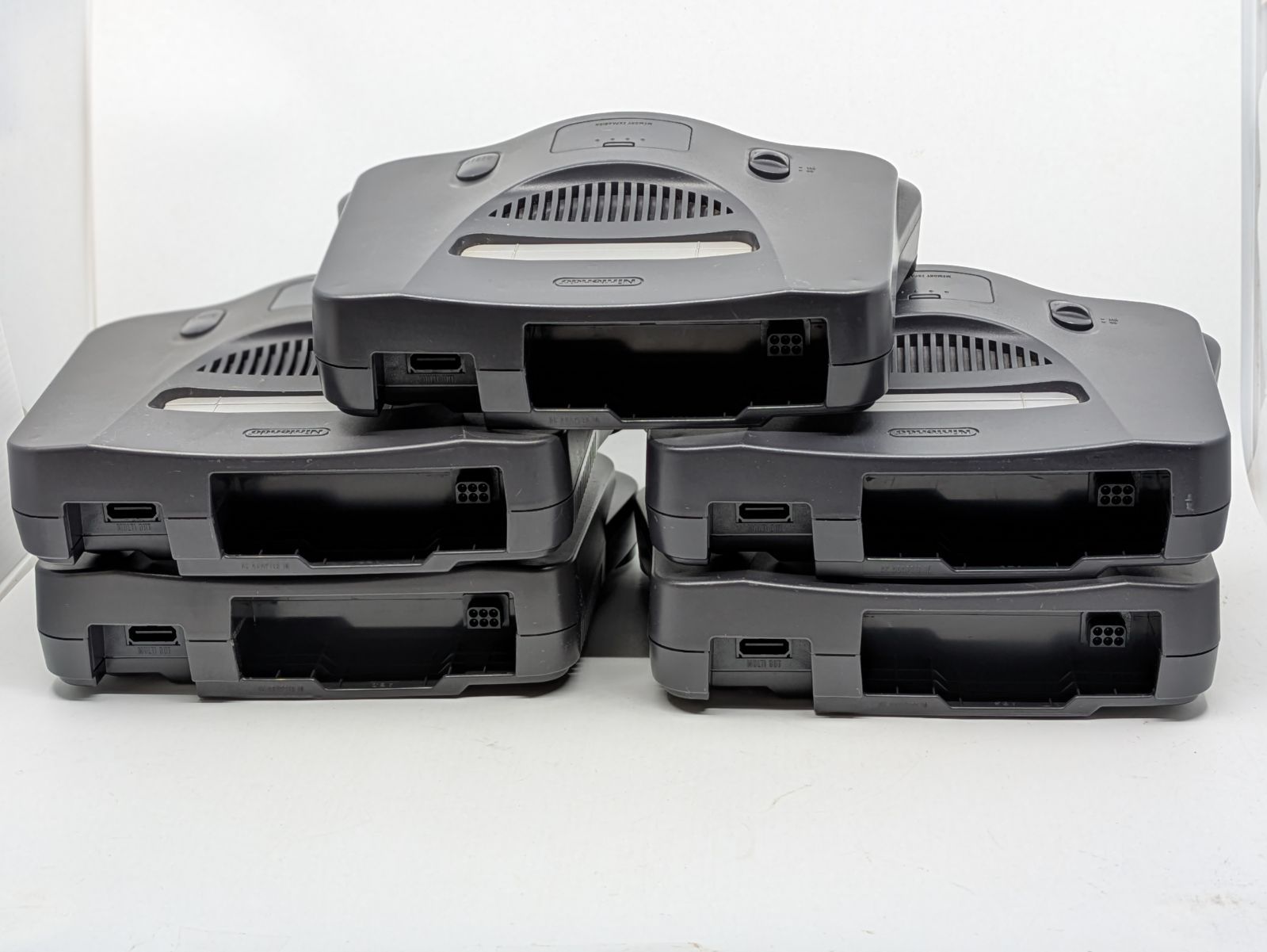 ニンテンドー64