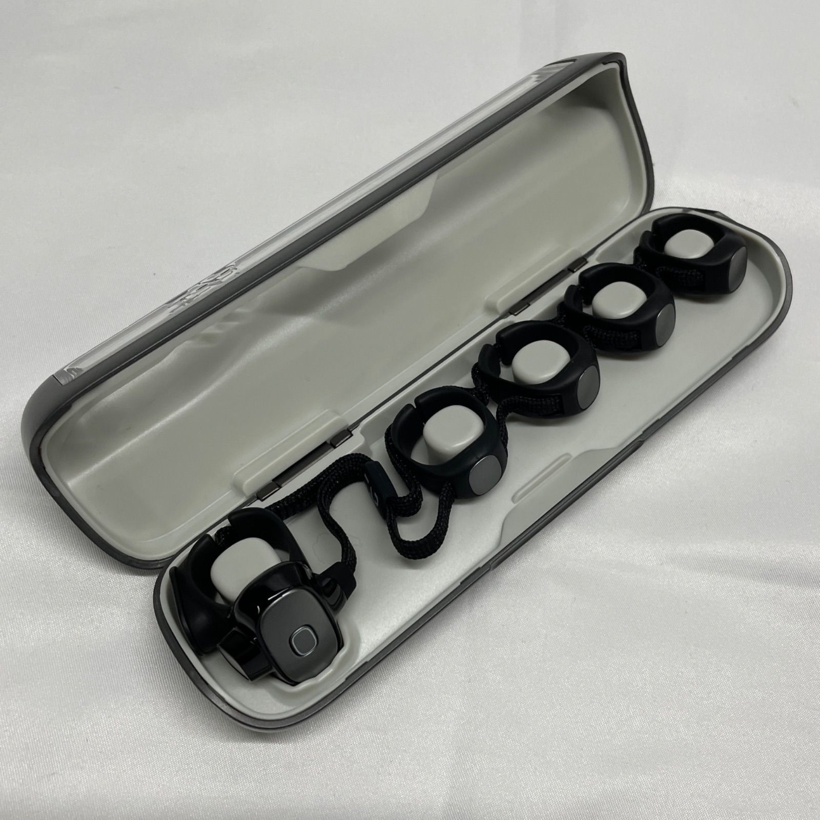 TAP STRAP2 タップストラップ ウェアラブルキーボード TPSC001 ペアリング接続 動作 済み ケース＆本体のみ|USB説明書 | 25102404