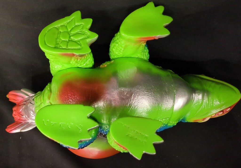 エレガブ ドクロ太郎怪獣シリーズ ブラックホール怪獣 グラビトン1期 待望のエレガブ新規造形最新作は「宇宙脅威シリーズ グラビトン