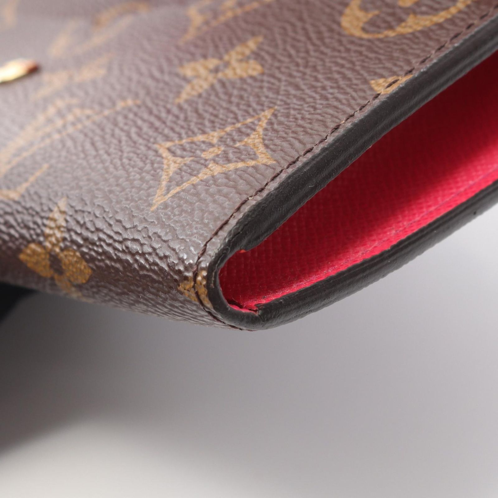 ルイ・ヴィトン LOUIS VUITTON 二つ折り長財布 ポルトフォイユ