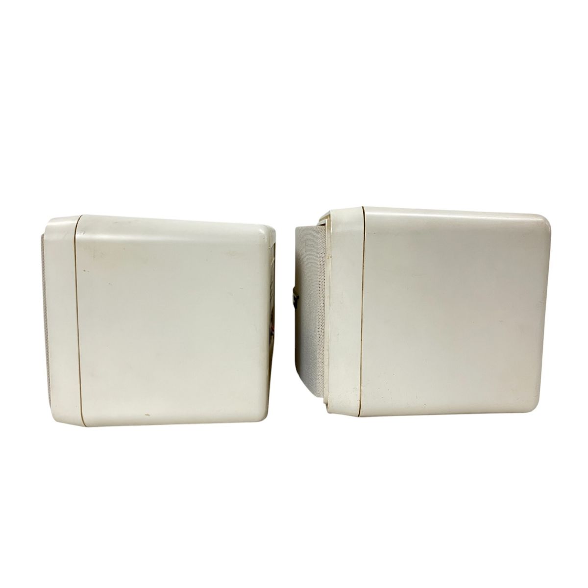 BOSE MODEL 111ADW ホワイト スピーカー2個セット シリアル連番 音出し