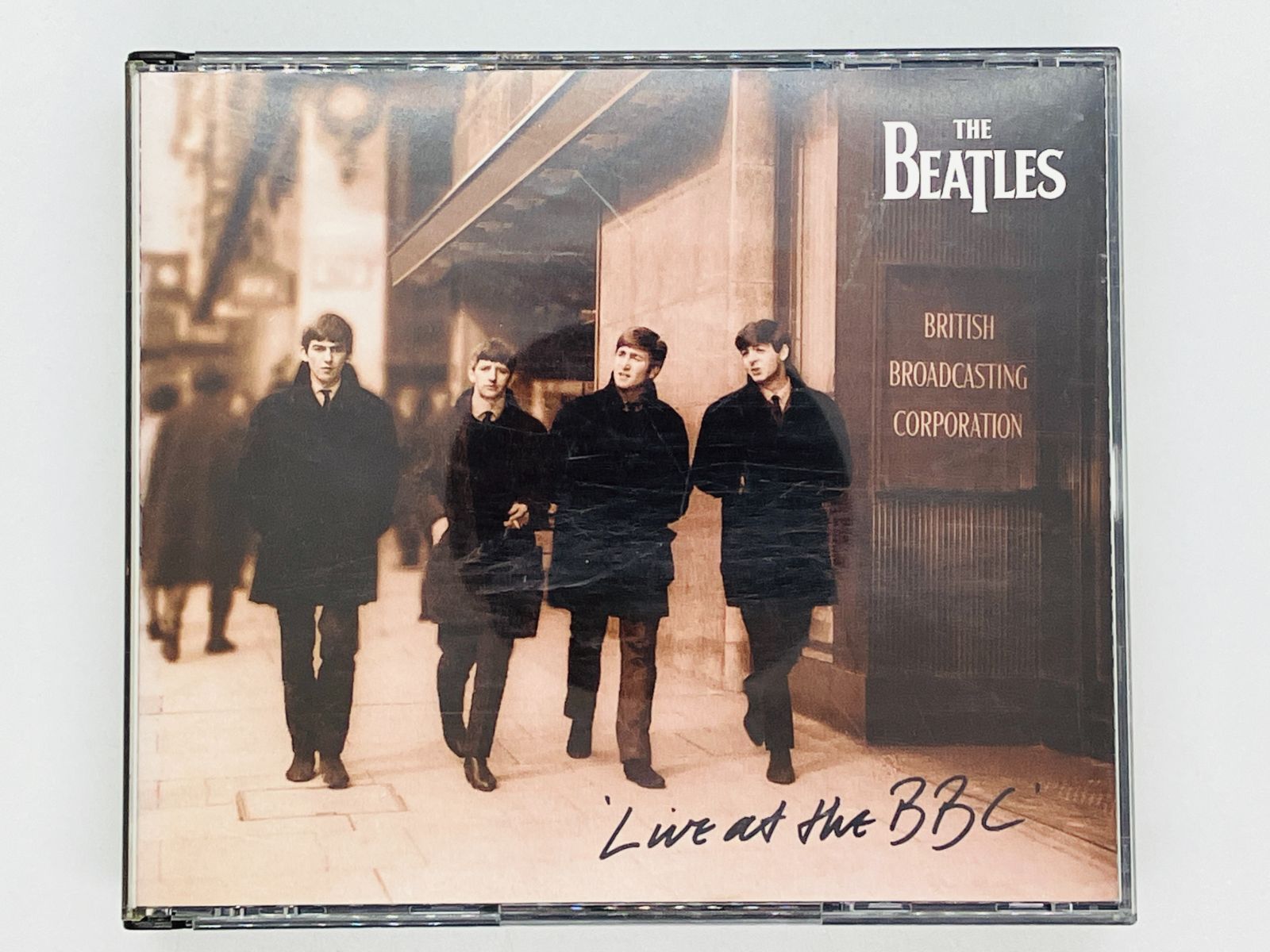 2CD UK盤 The Beatles / Live at the BBC / ザ・ビートルズ / ライヴ アット ザ ビービーシー / 7243 8  31796 2 6 Y37