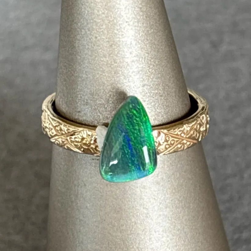 天然オパール no.11 ブラックオパール