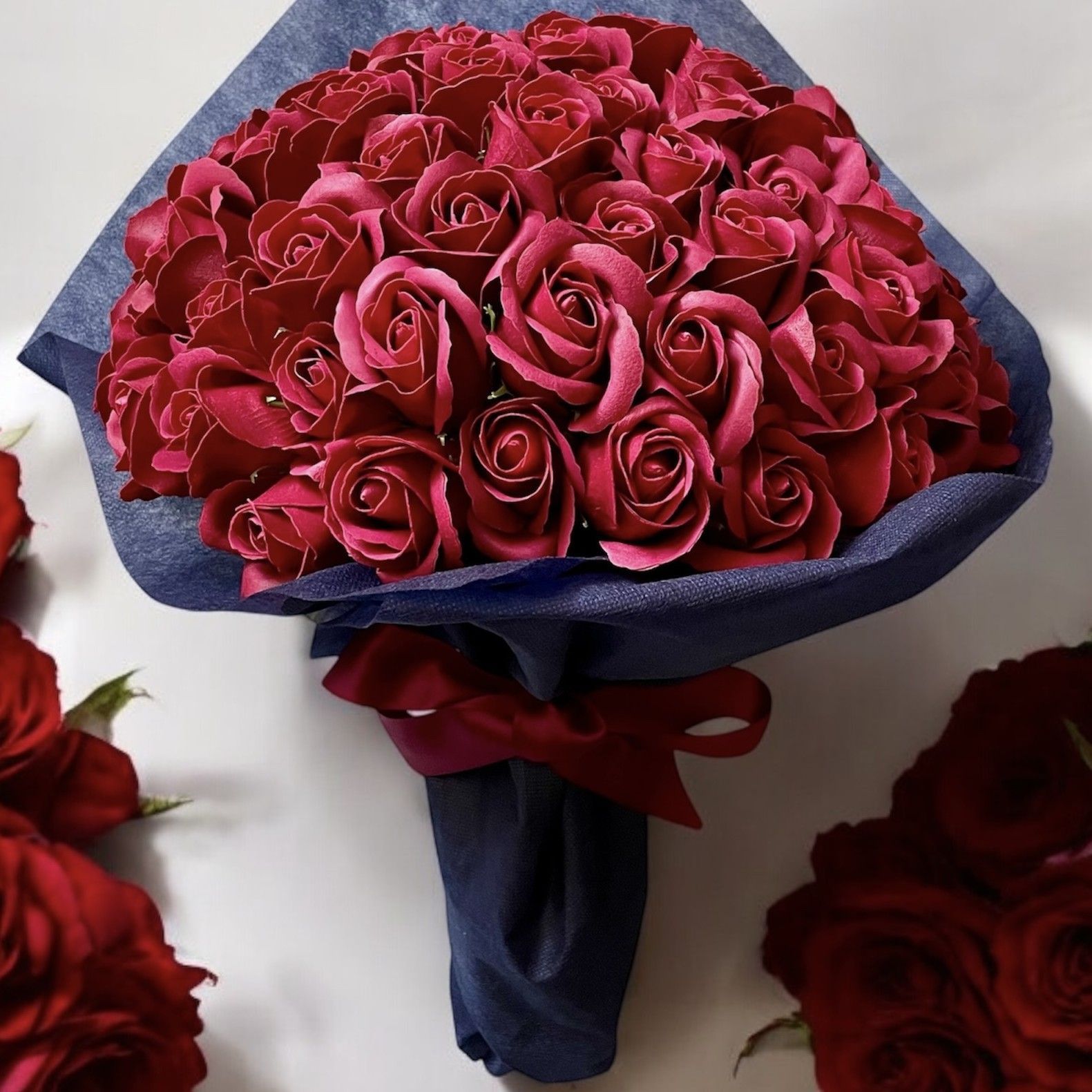 サヴォンローズ」 100本 花束 ワインレッド バラ 薔薇 プレゼントに