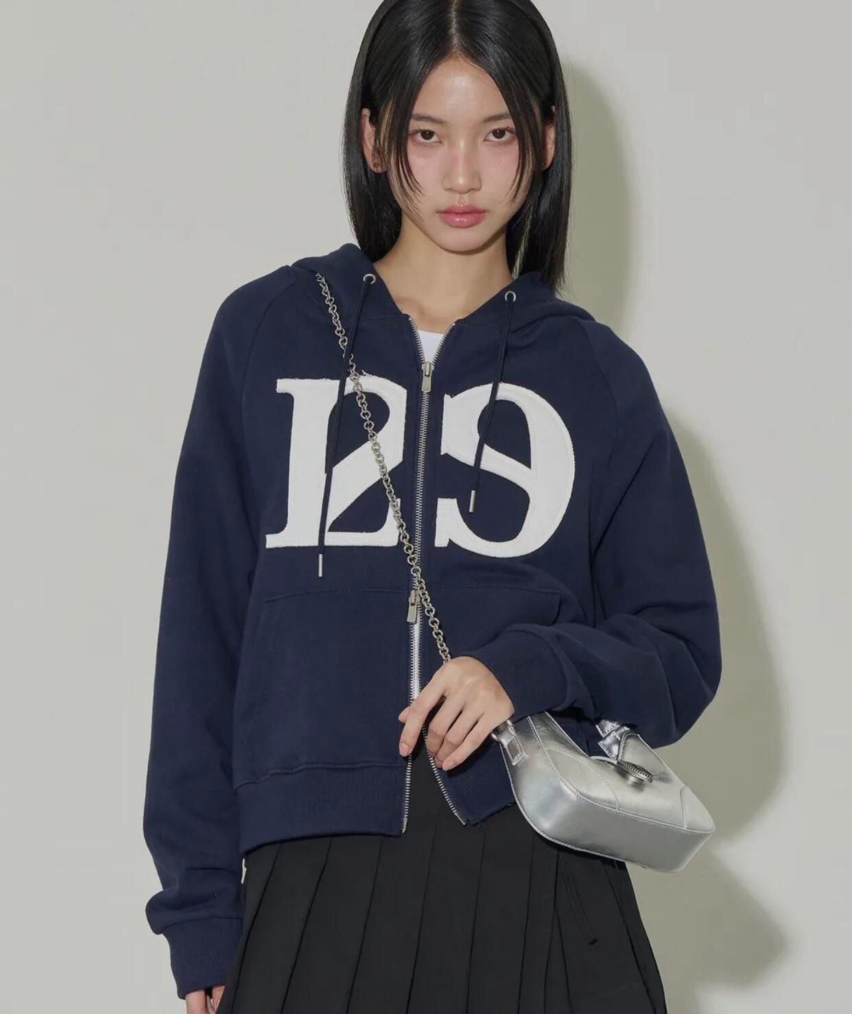 韓國【ILLIGO】129 Logo Patch Hooded Zip-Up チャン