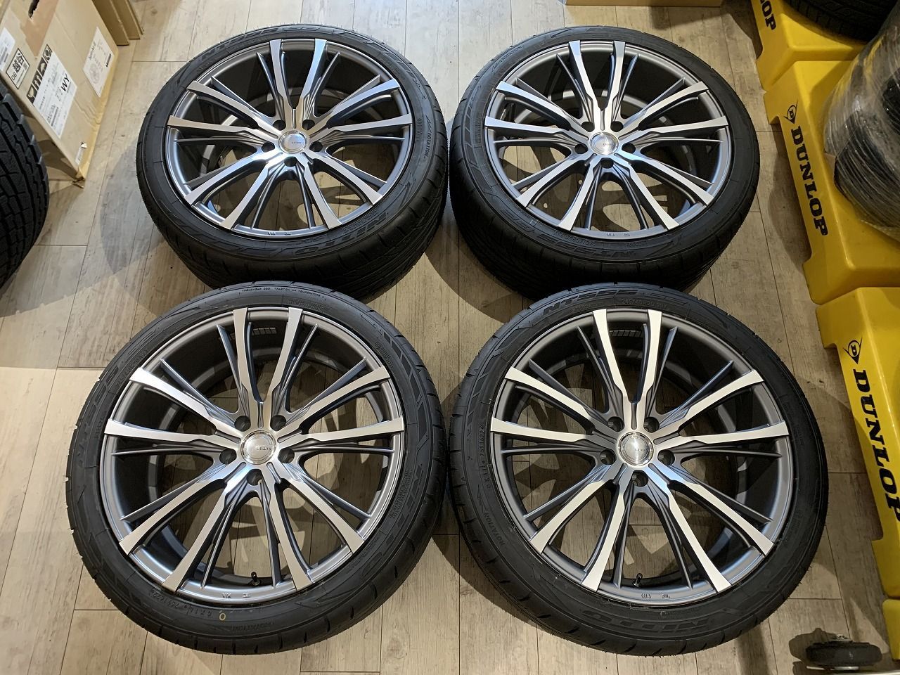 2308058】【新品セット】Treasure One LEWIS ルイス W05 20インチ 8.5J +38 PCD114.3 5H +  NITTO NT555 G2 245/40R20 2022年 アルファード ヴェルファイア フーガ 等 - メルカリ