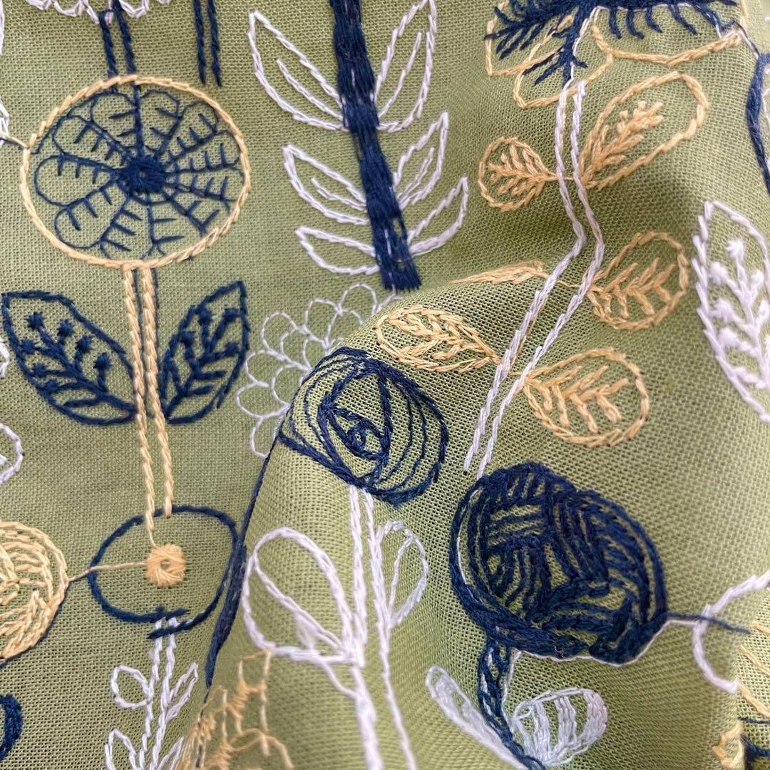 反物　生地　リメイク生地　刺繍　グリーン　長期保管品 エメラルドグリーン 刺繍生地 生地 REN 海外生地とスカーフ屋さん 通販