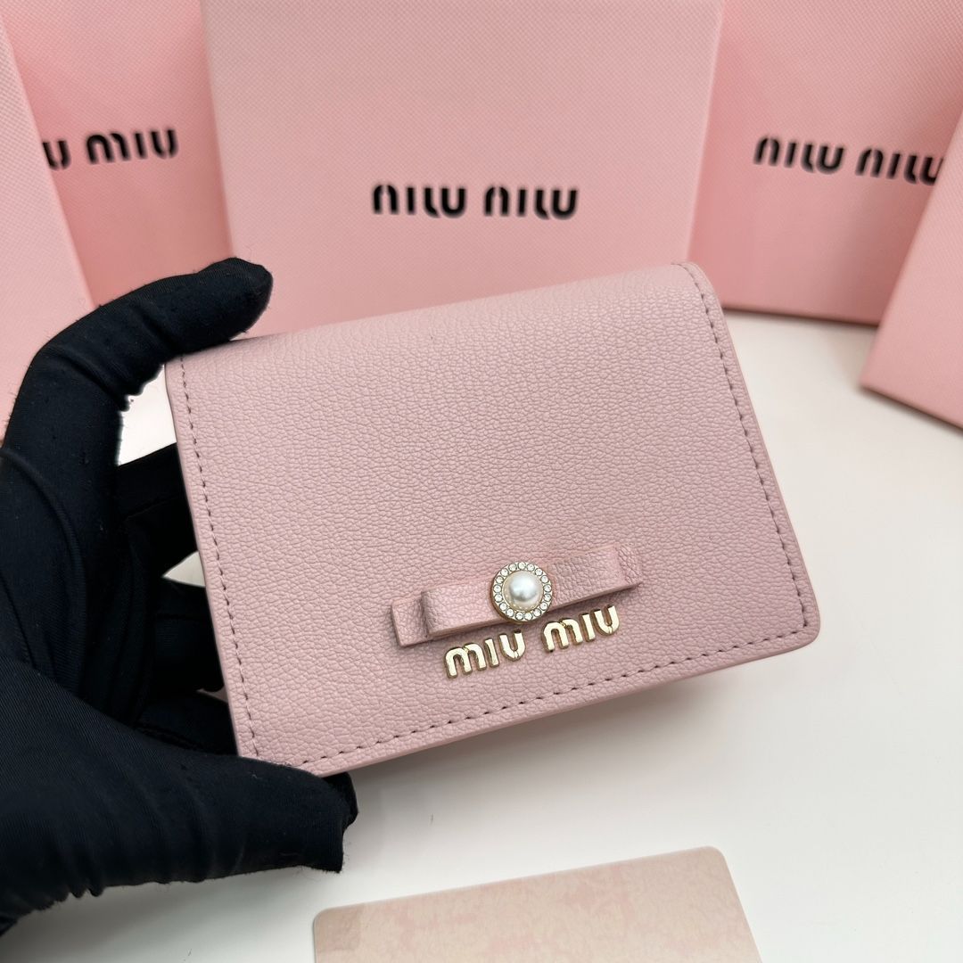 miu miu カードケース Amazon | [ミュウミュウ] MIU MIU カードケース 5MB006 2DRA