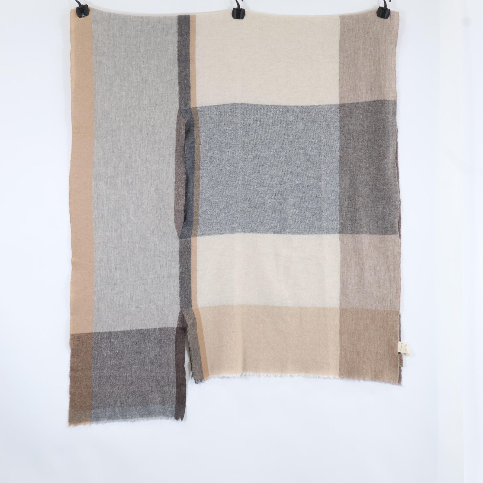 24AW J0544ESF60