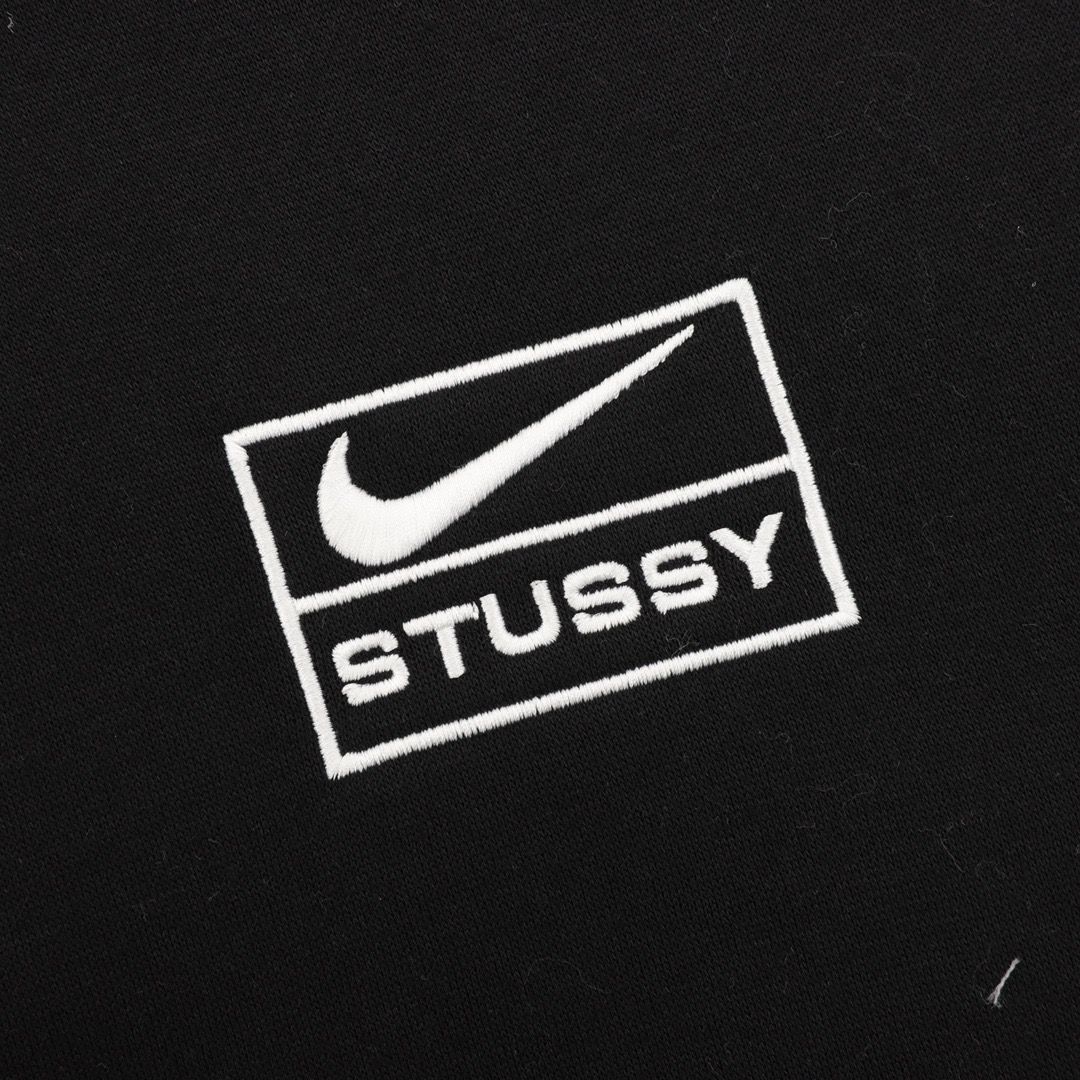 Nike×stussy ステューシー ナイキ スウェットシャツ ブラック 男女兼用