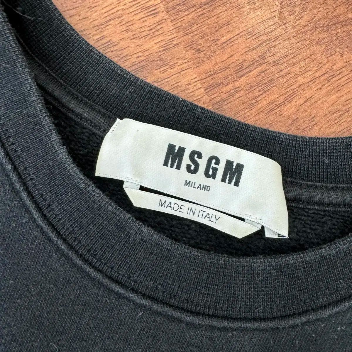 雷市場（ポンジャン）商品韓国直送】M MSGM ビッグロゴ ラウンド 