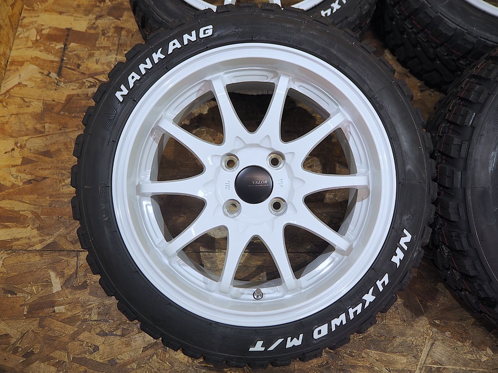 ☆ホワイトレター☆165/60R15 7J+30 4H100 人気 10本スポーク 深リム