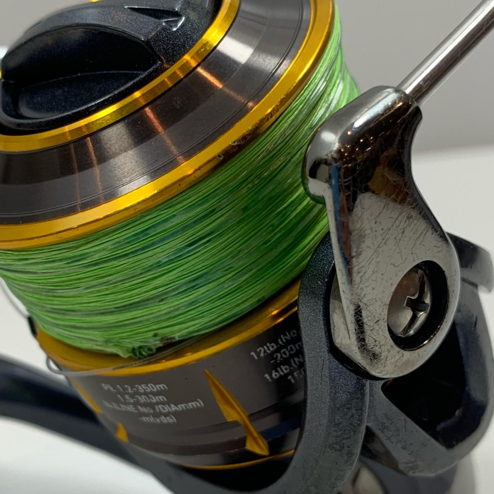 スピニングリール　15フリームス3000 DAIWA - ττDAIWA ダイワ スピニングリール 15フリームス3000
