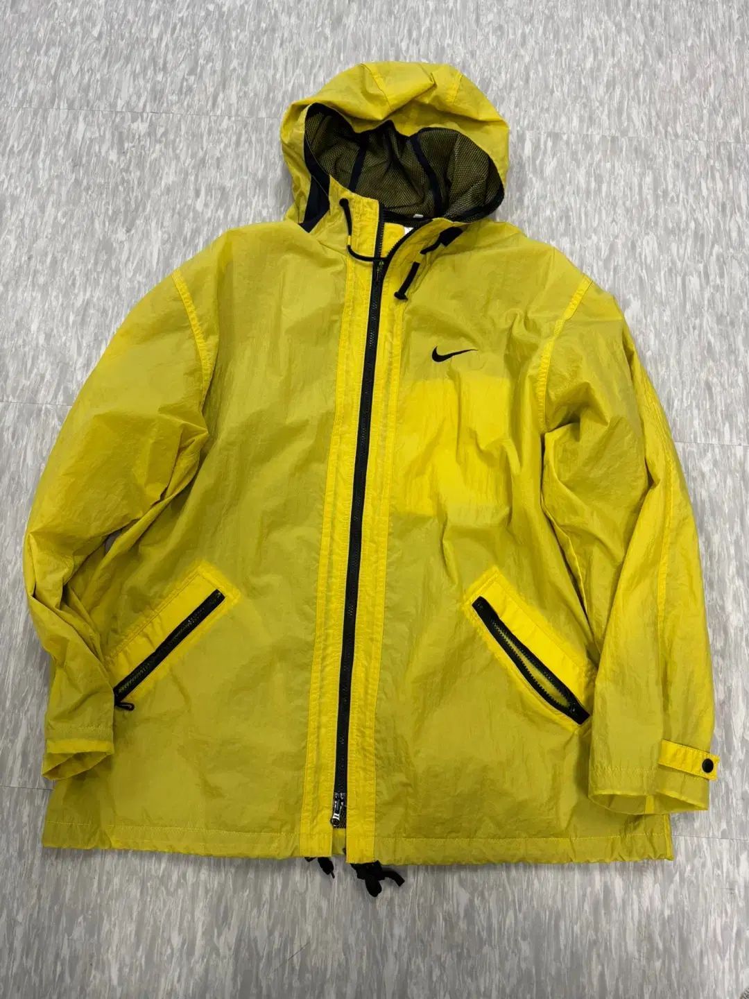 100 Nike ナイキ スクール
