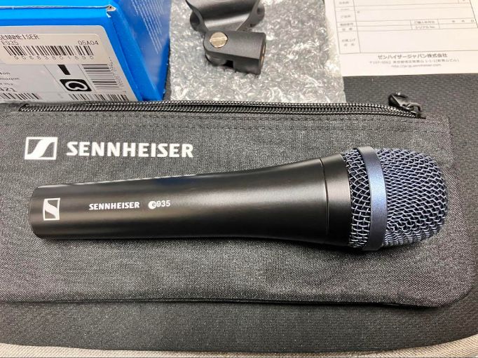 Sennheiser e945ダイナミックマイク ホルダー付き 中古品 Sennheiser e945ダイナミックマイク ホルダー付き 中古品 Sennheiser