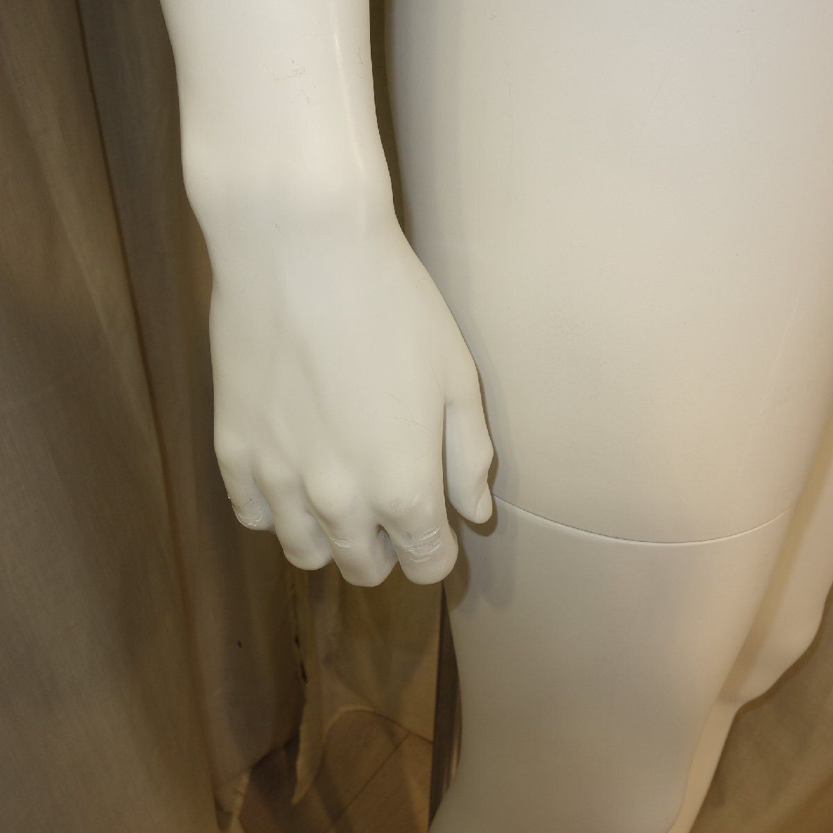 洋服 展示